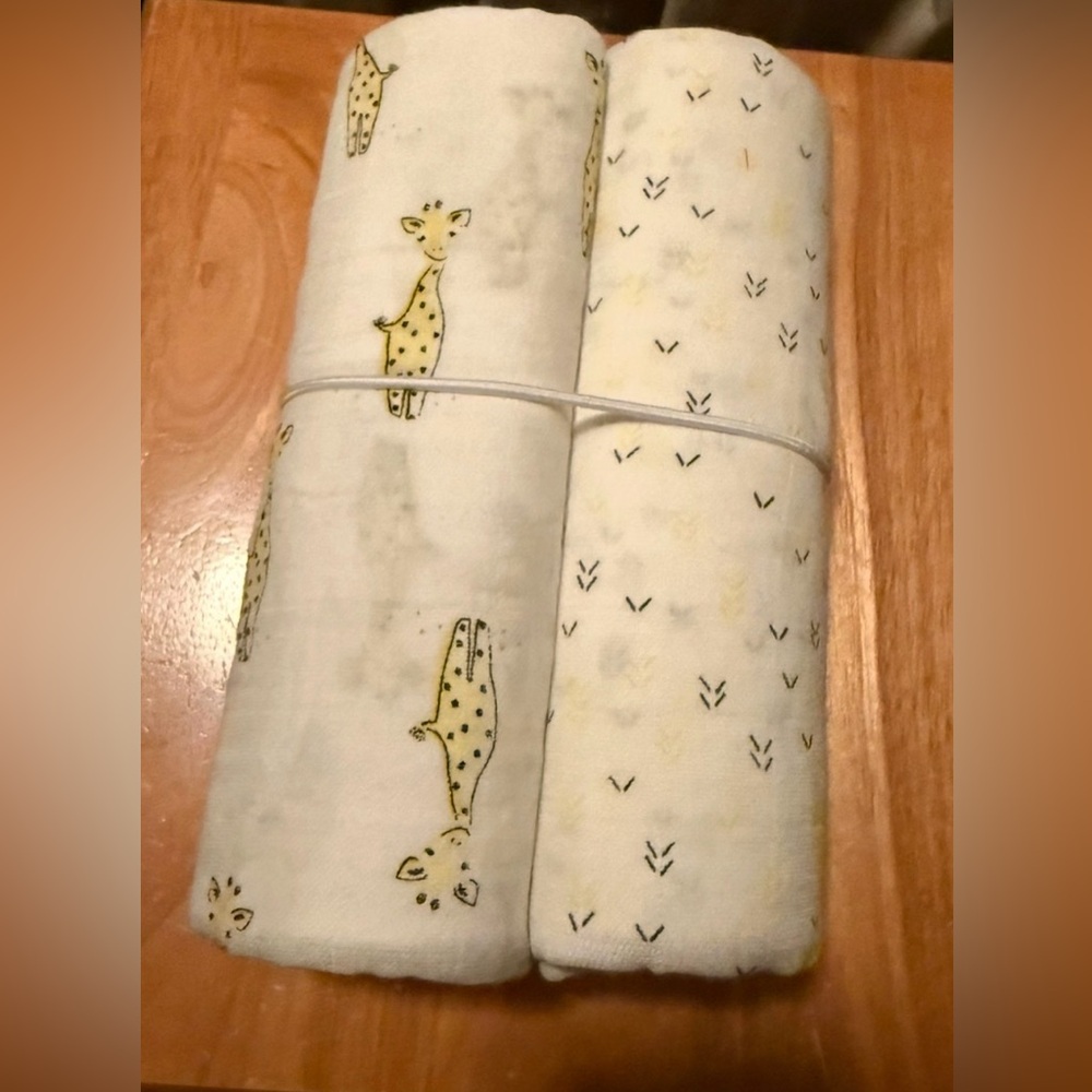 Petit Lem Swaddling blankets